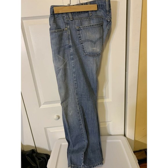 Levis Distressed Faded Blue Denim 514 Jeans Slim Straight Leg Red Tab 40 x 30 - Picture 8 of 9